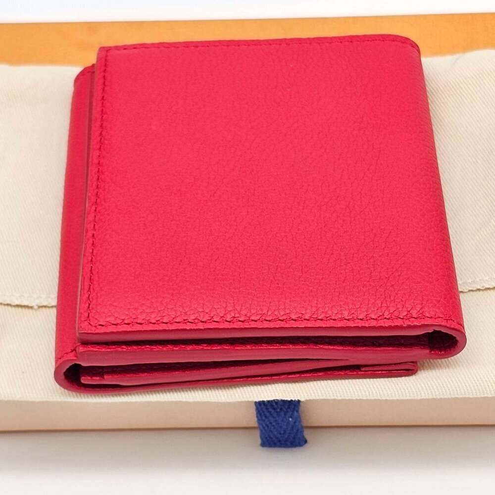 Authentic Louis Vuitton Lockme Wallet Red Leather | LV Compact Wallet - Picture 8 of 15